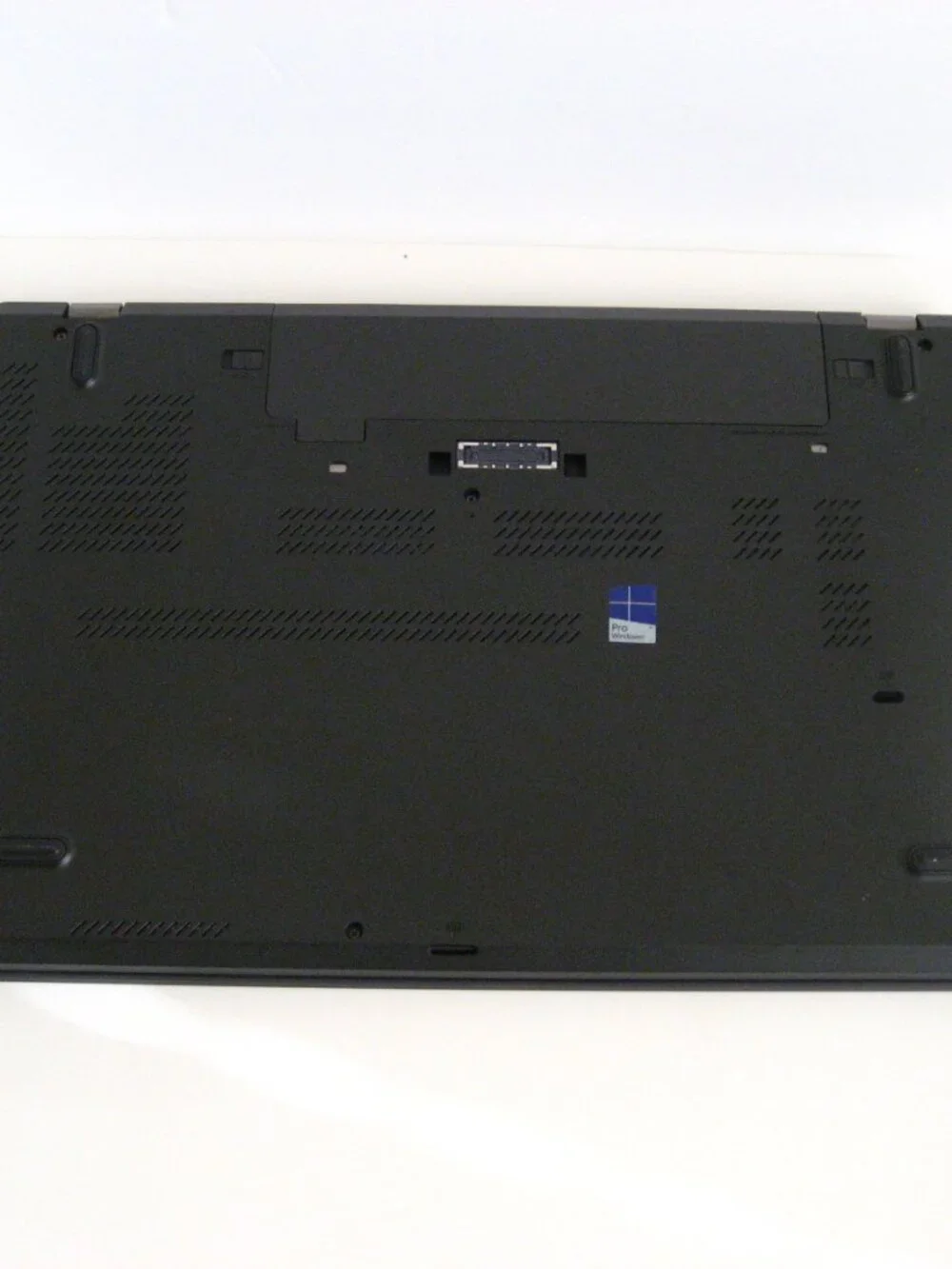 Lenovo T560 Thinkpad Ultrabook Laptop, Core i7, 238GB SSD, 16GB RAM, Win 11 Pro